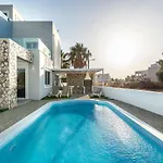 Вилла Tamaris With Heated Pool Мастихари