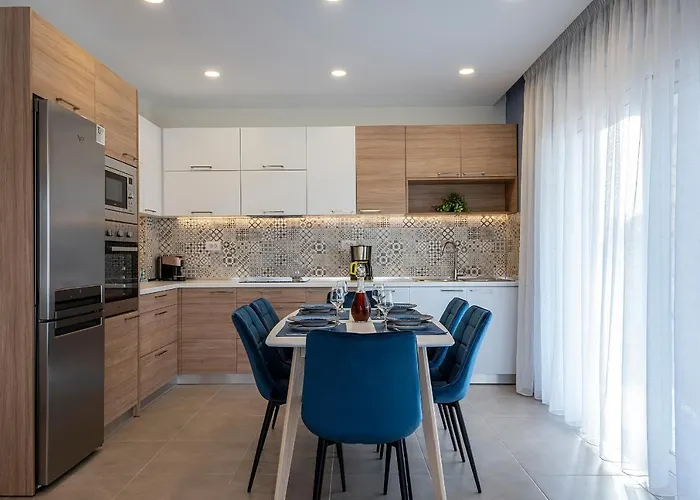 Villa Tamaris With Heated Pool *