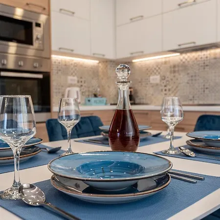 Tamaris With Heated Pool 马斯蒂查里