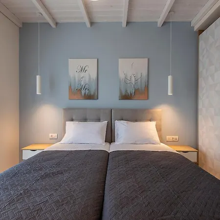 Tamaris With Heated Pool Мастихари