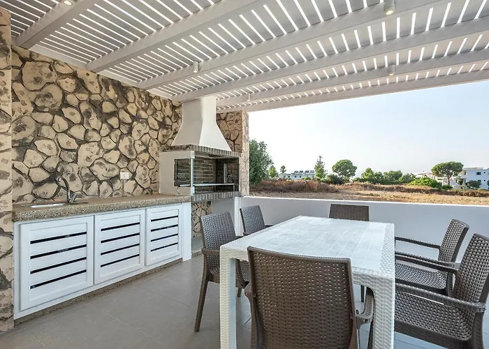 Tamaris With Heated Pool Вилла Мастихари