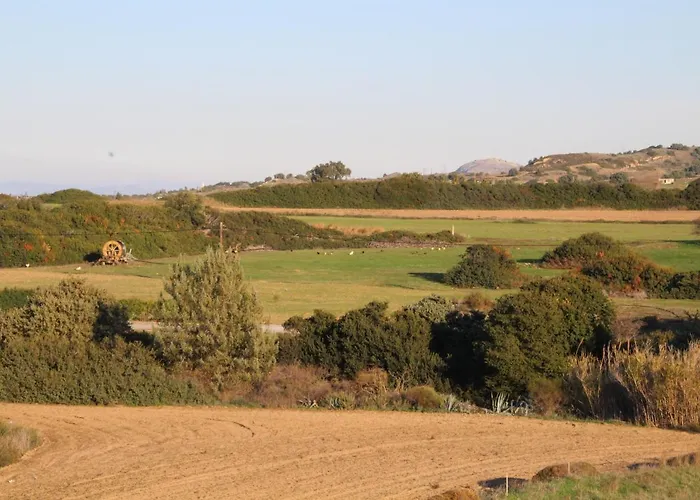 Tamaris With Heated Pool 마스티차리