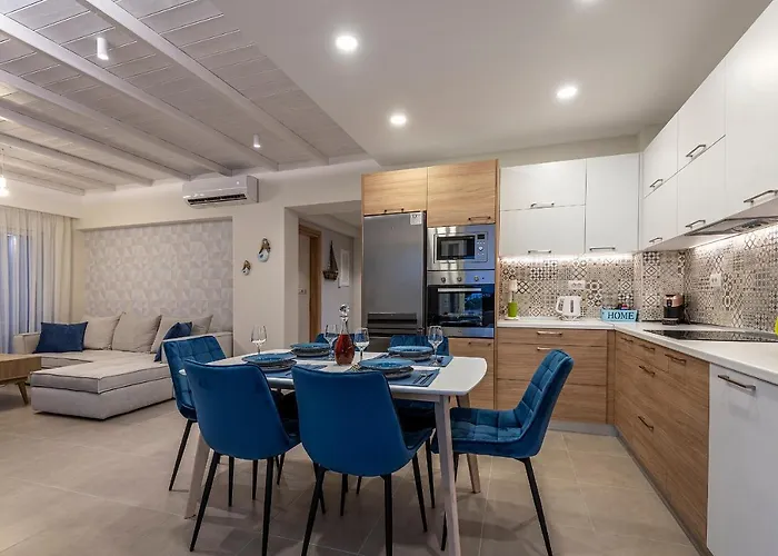 Tamaris With Heated Pool Villa