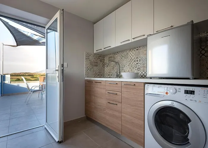 Tamaris With Heated Pool Villa